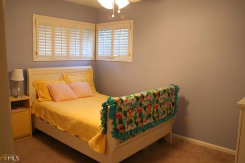 808 Piney Woods Dr, Lagrange, GA 30240 photo 11