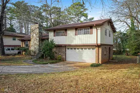 2902 Botany Dr, Jonesboro, GA 30236 photo 2