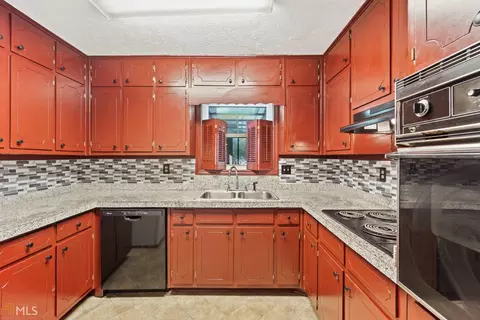 2902 Botany Dr, Jonesboro, GA 30236 photo 13