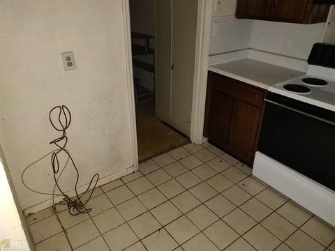 6431 Stone Way, Morrow, GA 30260 photo 8