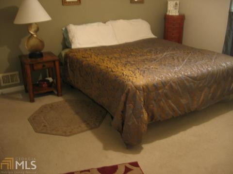 6850 Stratton Cir, Morrow, GA 30260 photo 8