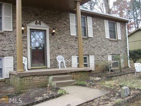 6850 Stratton Cir, Morrow, GA 30260 photo 2
