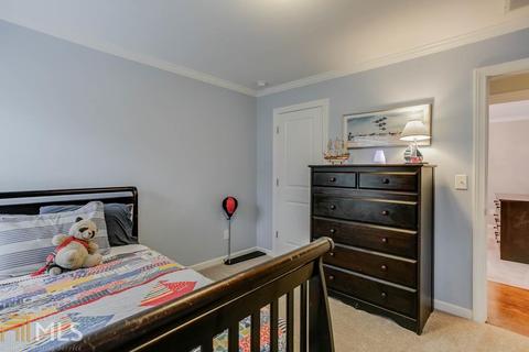 2935 Surrey Ln, Chamblee, GA 30341 photo 13