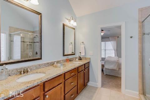 2935 Surrey Ln, Chamblee, GA 30341 photo 18