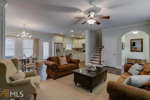 2935 Surrey Ln, Chamblee, GA 30341 photo 5