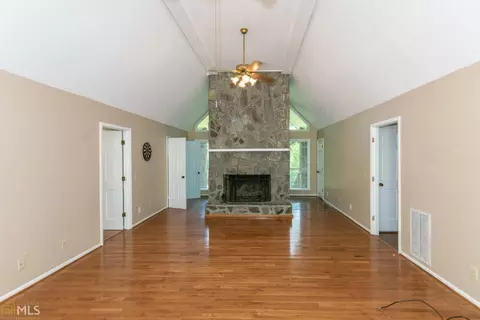 210 Mckinley Cir, Lagrange, GA 30240 photo 12