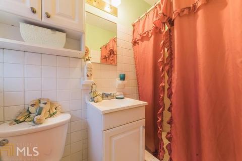 6575 Pleasant Valley Dr, Morrow, GA 30260 photo 17