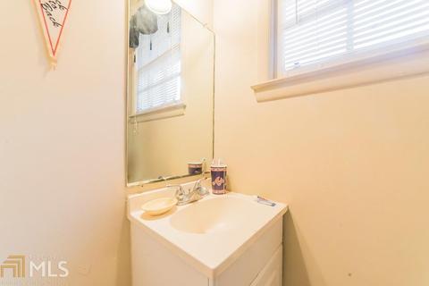 6575 Pleasant Valley Dr, Morrow, GA 30260 photo 15