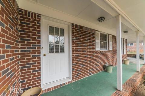 6575 Pleasant Valley Dr, Morrow, GA 30260 photo 3