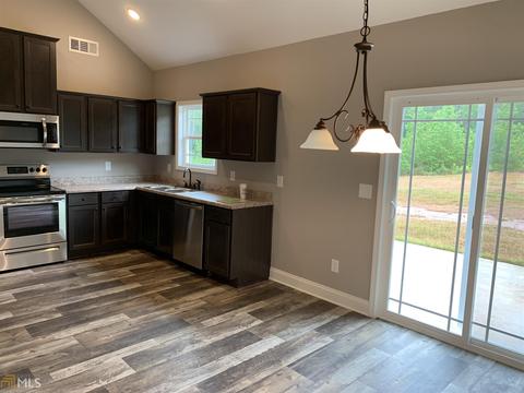 227 Needleleaf Dr, Barnesville, GA 30204 photo 5