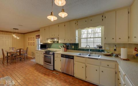 77 Beaver Brook Cir, Toccoa, GA 30577 photo 10