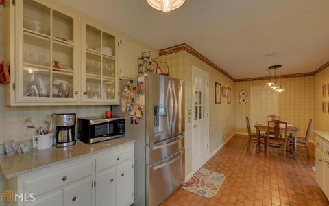 77 Beaver Brook Cir, Toccoa, GA 30577 photo 11