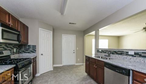 98 Madisyn, Hampton, GA 30228 photo 4