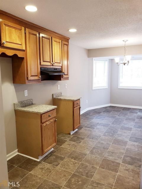 45 Fairwoods Ct, Covington, GA 30016 photo 8