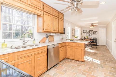 4666 Par Cir, Duluth, GA 30096 photo 12