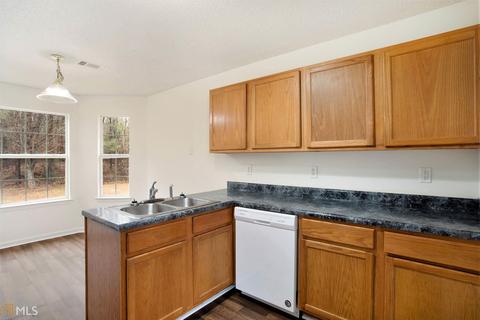 328 Jenny Ann Ct, Hampton, GA 30228 photo 3