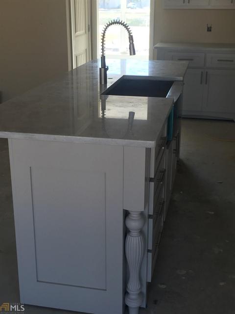 100 Bainbridge Ln, Perry, GA 31069 photo 3