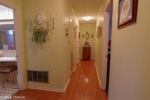 212 Hickory Ter, Lagrange, GA 30240 photo 12