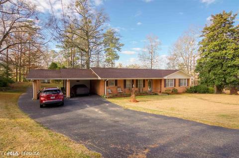 212 Hickory Ter, Lagrange, GA 30240 photo 1