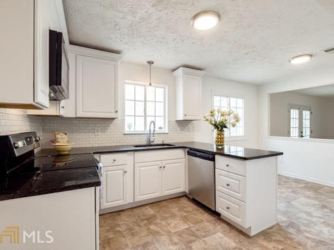 4828 Oak Path, Stone Mountain, GA 30088 photo 6