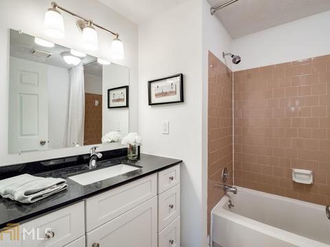 4828 Oak Path, Stone Mountain, GA 30088 photo 18