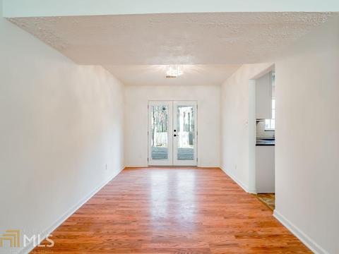 4828 Oak Path, Stone Mountain, GA 30088 photo 5