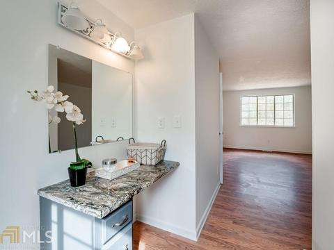 4828 Oak Path, Stone Mountain, GA 30088 photo 14