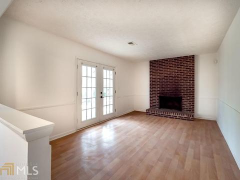 4828 Oak Path, Stone Mountain, GA 30088 photo 9