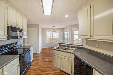 30 Aiken Way, Covington, GA 30016 photo 2