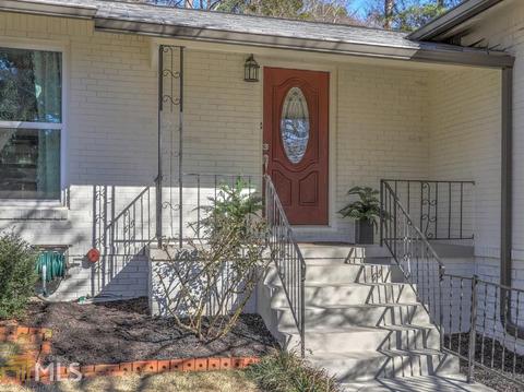 3881 Longview Dr, Chamblee, GA 30341 photo 3