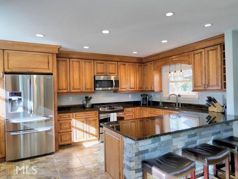 3881 Longview Dr, Chamblee, GA 30341 photo 8