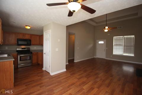 301 Preakness Dr, Lagrange, GA 30241 photo 5