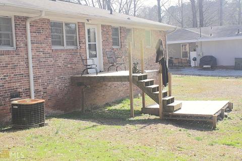 12 Poplar St, Toccoa, GA 30577 photo 2