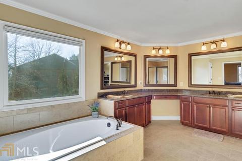 265 Patrick Cir, Suwanee, GA 30024 photo 24