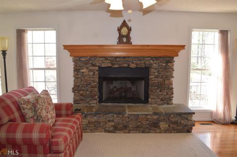 139 Maize Mill Path, Clarkesville, GA 30523 photo 2