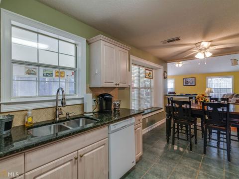 305 Autumn Way, Hampton, GA 30228 photo 10