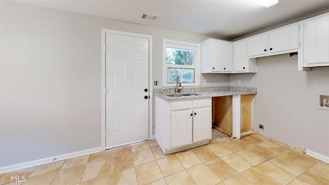 2715 Dresden Ct, Chamblee, GA 30341 photo 29