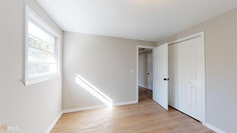 2715 Dresden Ct, Chamblee, GA 30341 photo 5