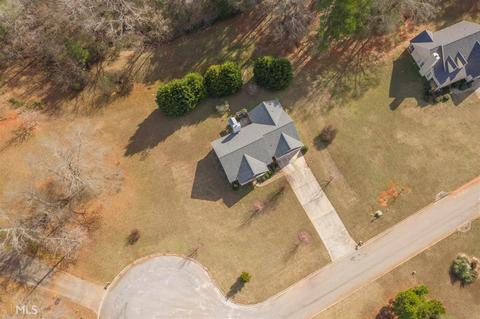 222 Roundtree Way, Williamson, GA 30292 photo 4