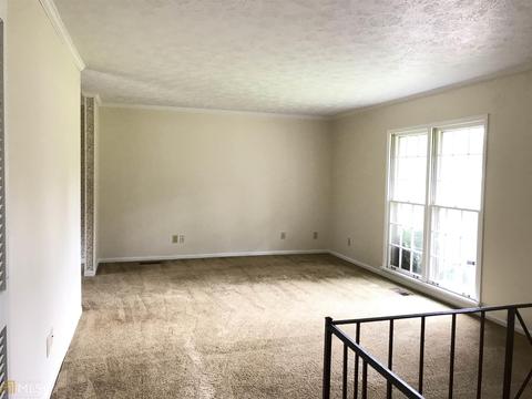 108 Shannon Dr, Lagrange, GA 30241 photo 2