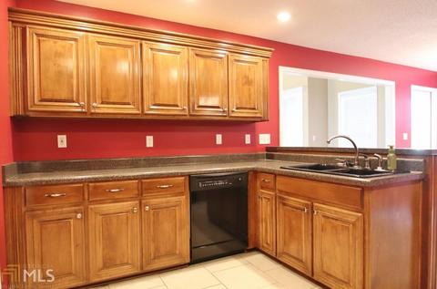 211 Noah Ln, Perry, GA 31069 photo 5