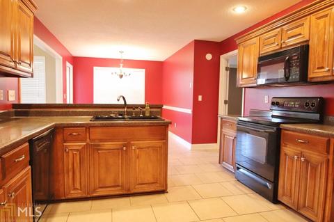 211 Noah Ln, Perry, GA 31069 photo 7