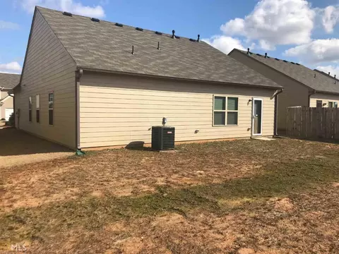 695 Independence Ave, Pendergrass, GA 30567 photo 2