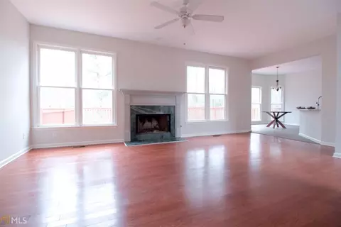 430 Spring Gate Rd, Stone Mountain, GA 30087 photo 5