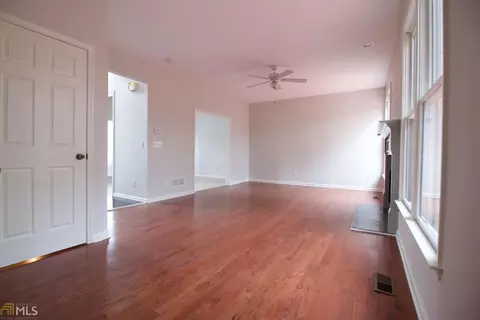 430 Spring Gate Rd, Stone Mountain, GA 30087 photo 6
