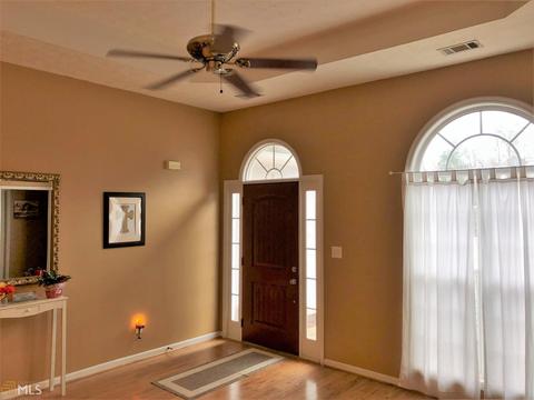 108 Falls Crest Dr, Lagrange, GA 30240 photo 2