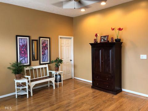 108 Falls Crest Dr, Lagrange, GA 30240 photo 3