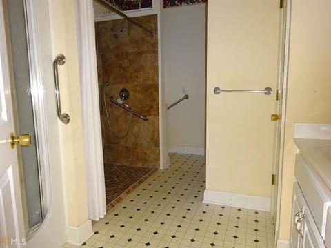 656 Benjamin Rd, Claxton, GA 30417 photo 8