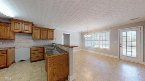 25 Derby Ct, Covington, GA 30016 photo 8
