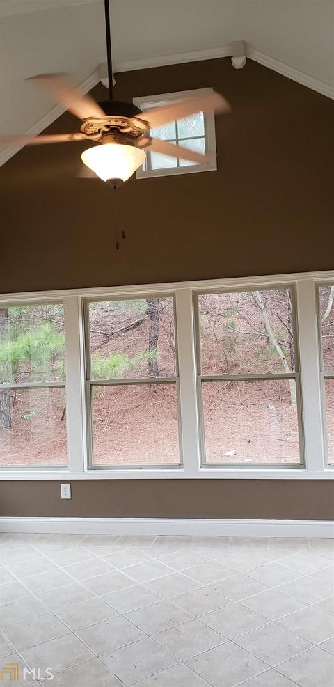 574 Cottage Loop, Pendergrass, GA 30567 photo 10